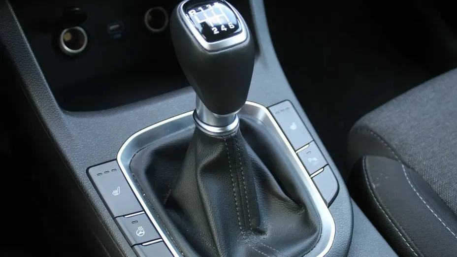 HYUNDAI i30 i30 1.0 T-GDI Smart