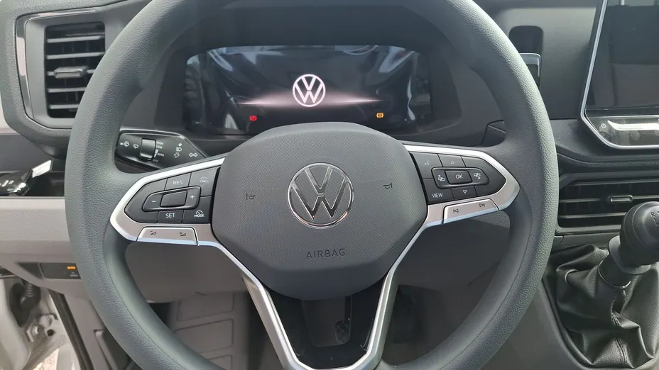 VOLKSWAGEN Crafter Crafter 35 BiTDI (16,4m3) Nowy
