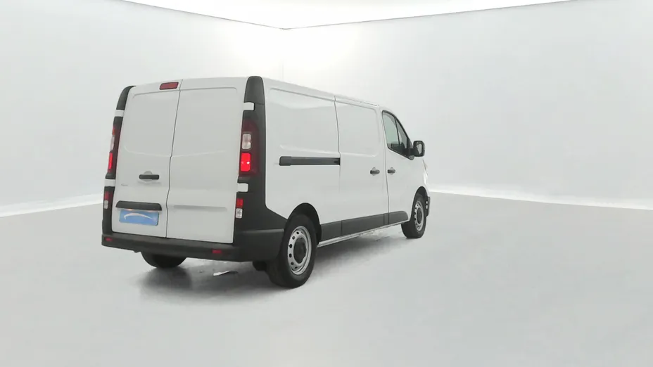 RENAULT Trafic -