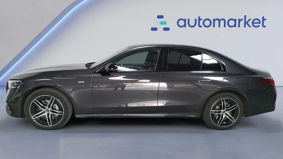 MERCEDES-BENZ E Klasa E 300 de PHEV 4-Matic AMG 9G-Tronic
