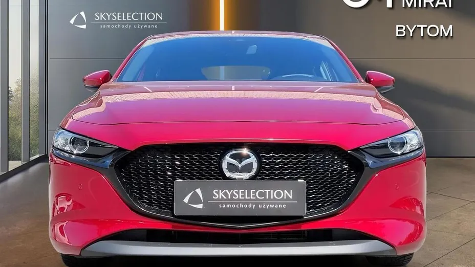 MAZDA 3 -