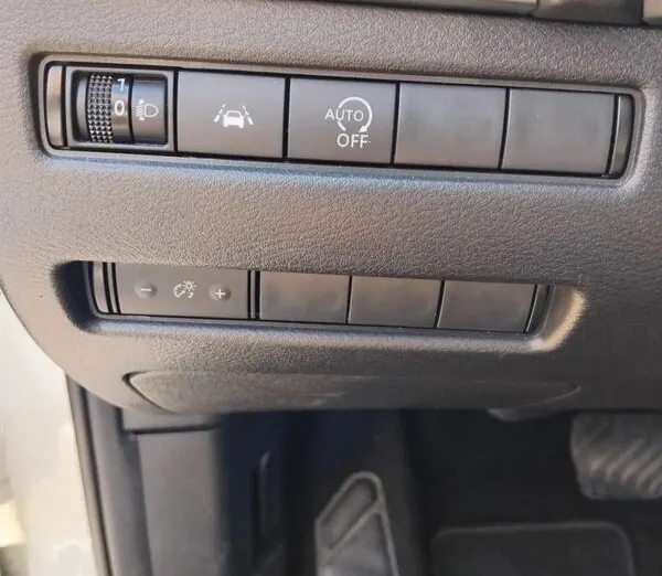 NISSAN Qashqai Qashqai 1.3 DIG-T mHEV N-Connecta Xtronic