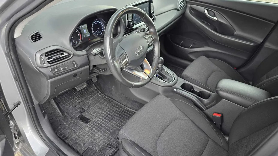 HYUNDAI i30 i30 1.0 T-GDI Smart DCT