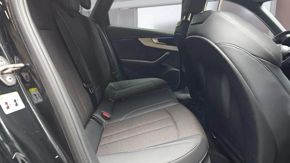 AUDI A4 A4 40 TFSI mHEV Quattro S Line S tronic