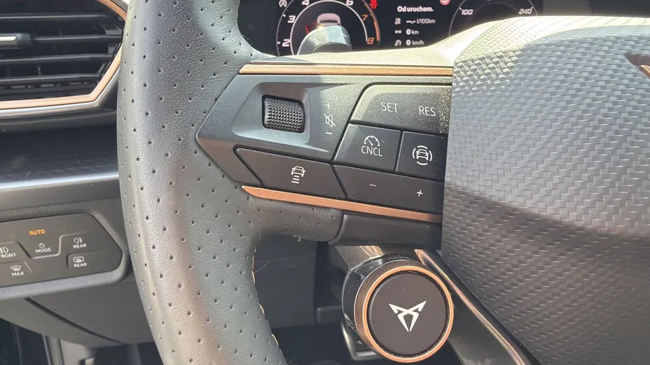 CUPRA Formentor Formentor 1.5 eTSI mHEV DSG