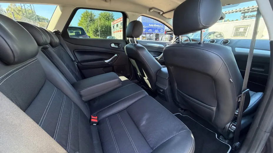 FORD Mondeo -