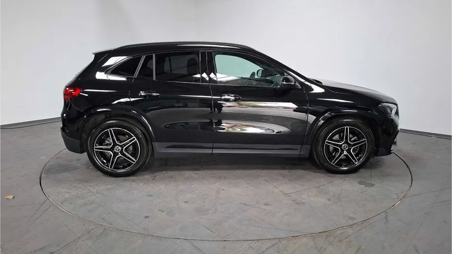 MERCEDES-BENZ GLA GLA 200 mHEV AMG Line 7G-DCT