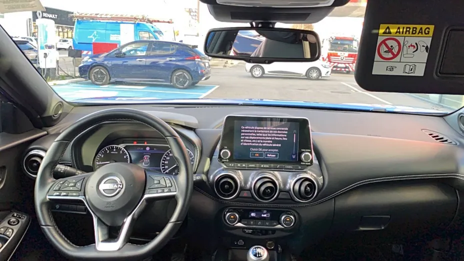 NISSAN Juke -
