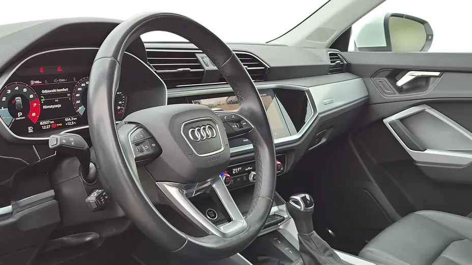 AUDI Q3 Sportback -