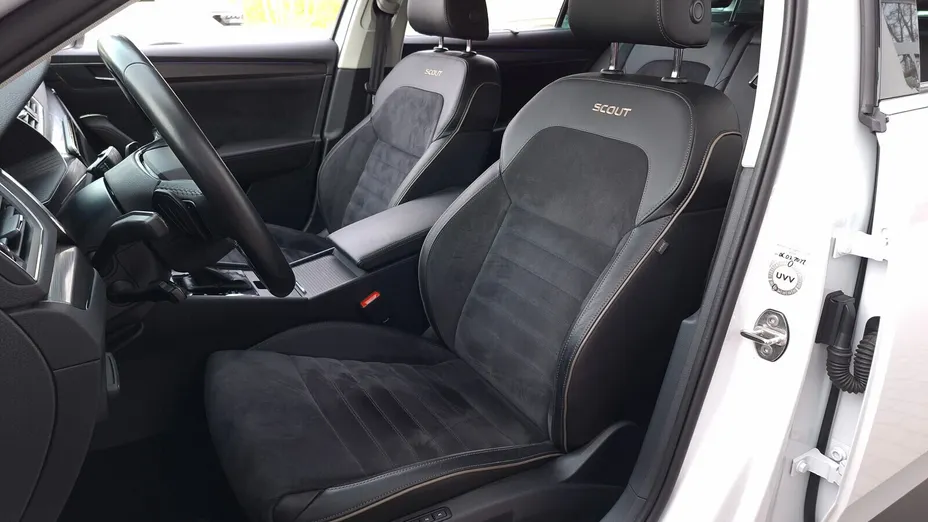 SKODA Superb Superb 2.0 TDI SCR 4x4 Scout DSG