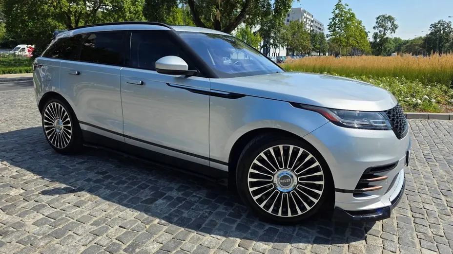 LAND ROVER Range Rover Velar -