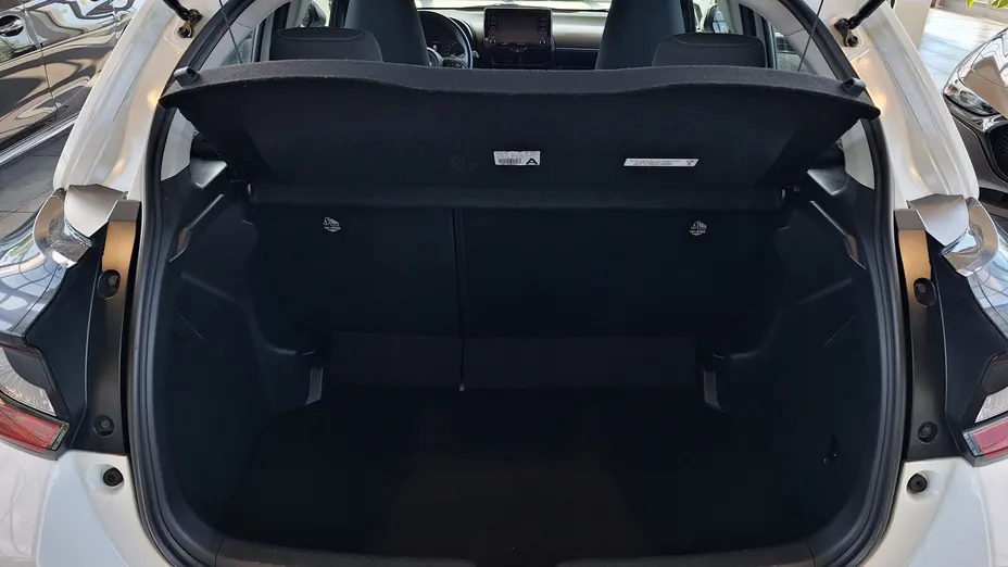 TOYOTA Yaris Yaris 1.5 Comfort CVT