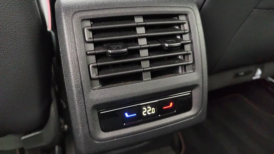 VOLKSWAGEN Golf Golf VIII 2.0 TSI GTI DSG