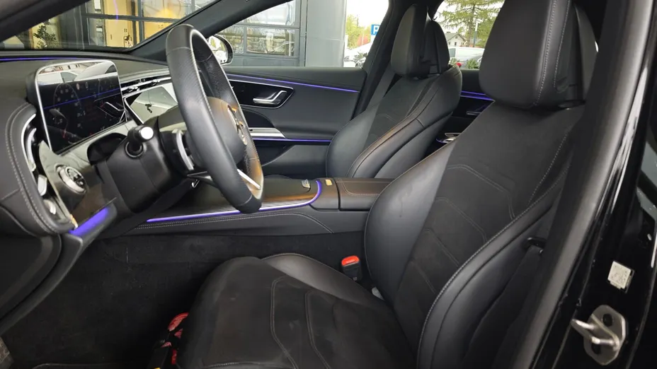 MERCEDES-BENZ E Klasa E 220 d mHEV 4-Matic AMG 9G-Tronic