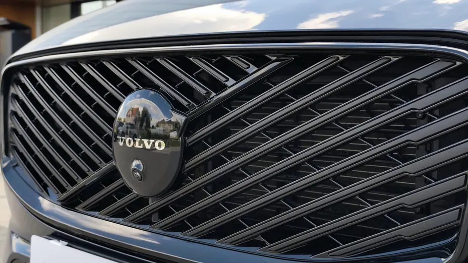 VOLVO XC60 XC60 B5 B AWD Ultra Black Edition aut