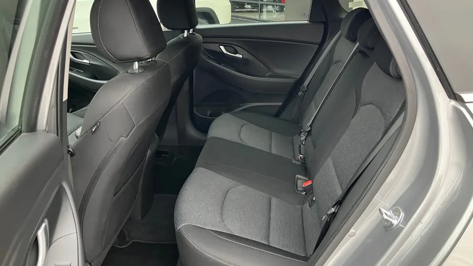 HYUNDAI i30 i30 1.0 T-GDI Smart