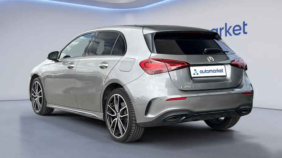 MERCEDES-BENZ A Klasa A 250 e PHEV AMG Line 8G-DCT