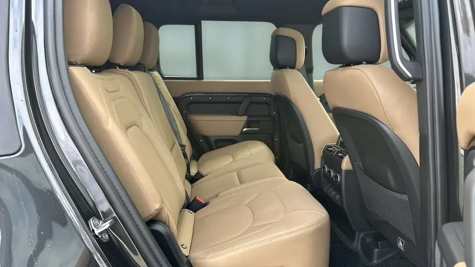 LAND ROVER Defender Defender 130 3.0 D350 mHEV X-Dynamic HSE