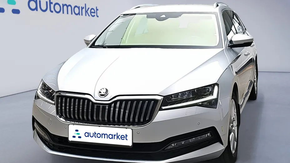 SKODA Superb Superb 2.0 TDI SCR Ambition