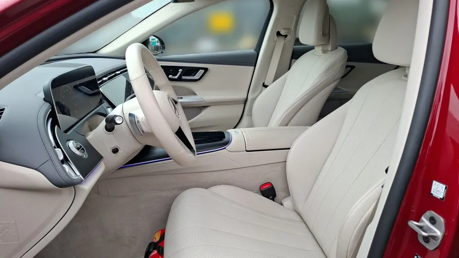 MERCEDES-BENZ E Klasa E 200 mHEV 4-Matic Avantgarde 9G-Tronic