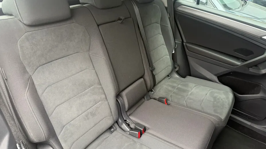 VOLKSWAGEN Tiguan Allspace -