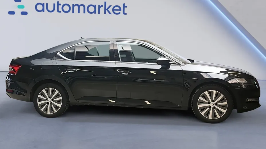SKODA Superb Superb 2.0 TDI SCR Style DSG