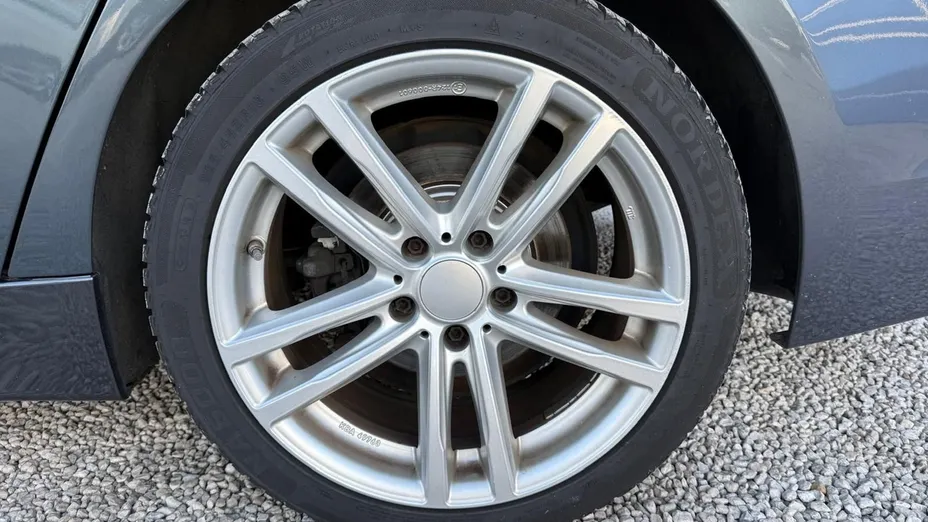 BMW Seria 3 320d aut
