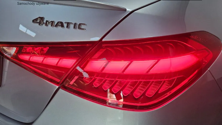 MERCEDES-BENZ C Klasa C 200 mHEV 4-Matic AMG