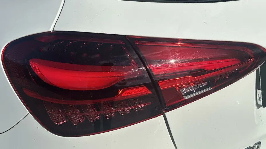 MERCEDES-BENZ A Klasa A 200 AMG Line 7G-DCT