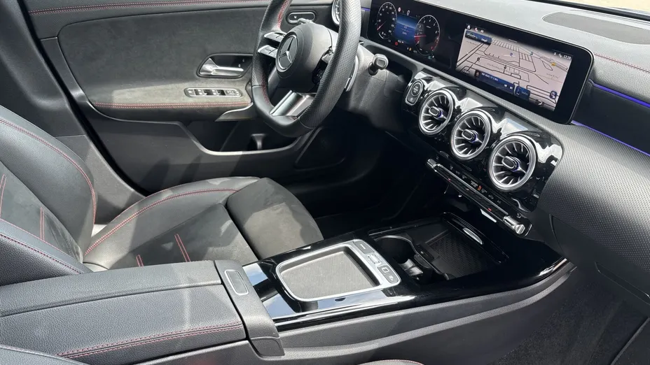 MERCEDES-BENZ CLA CLA 200 mHEV AMG Line 7G-DCT
