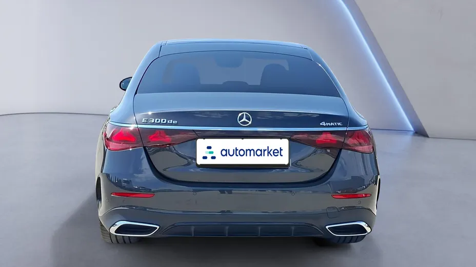 MERCEDES-BENZ E Klasa E 300 de PHEV 4-Matic AMG 9G-Tronic