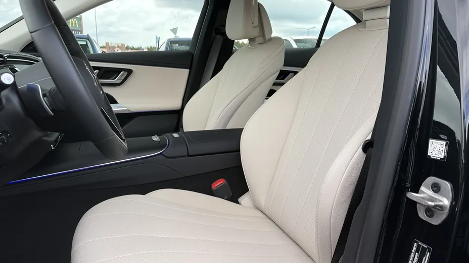 MERCEDES-BENZ E Klasa E 220 d mHEV 4-Matic Avantgarde 9G-Tronic