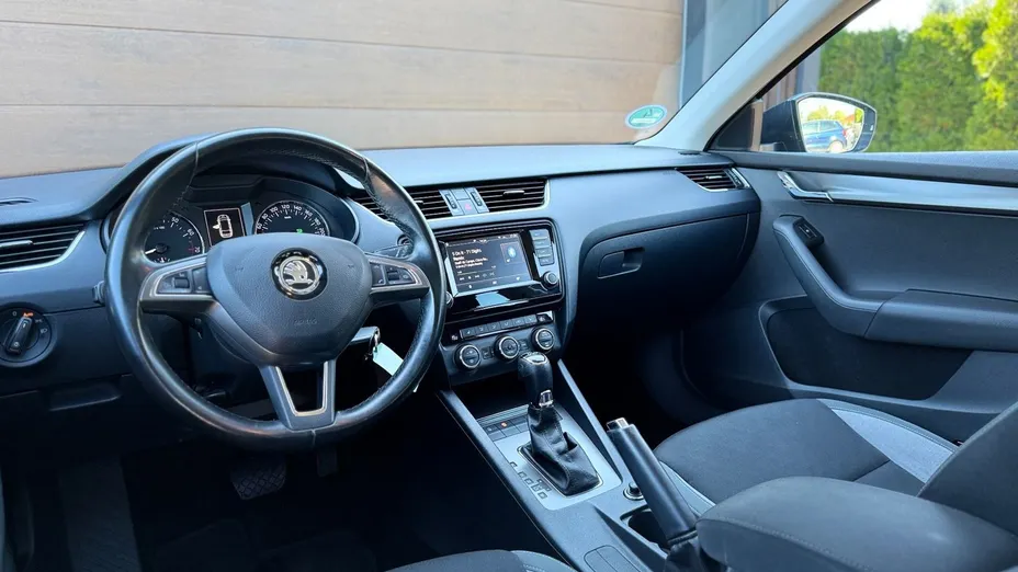 SKODA Octavia Octavia 1.4 TSI Joy DSG