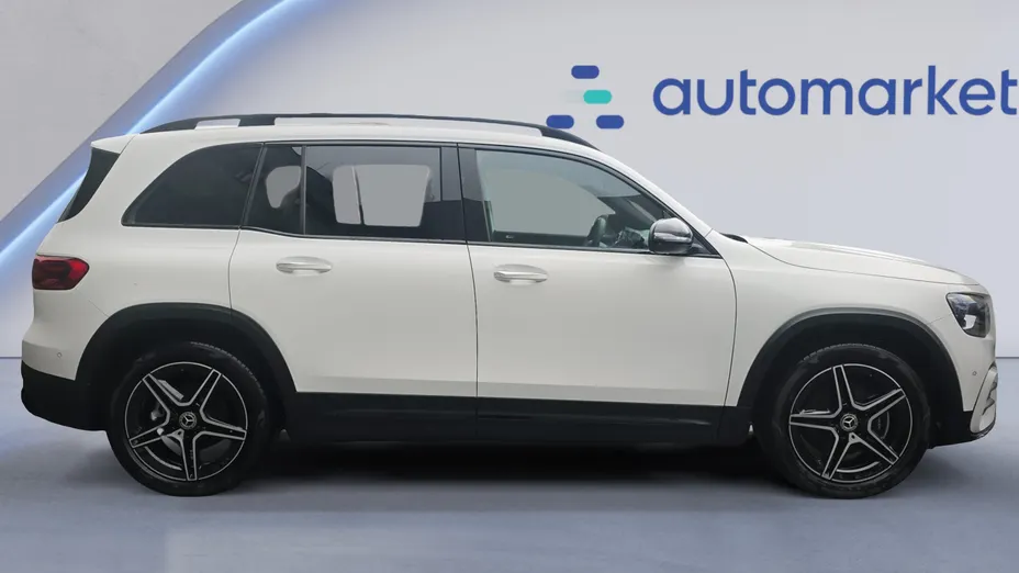 MERCEDES-BENZ GLB GLB 200 d AMG Line 8G-DCT