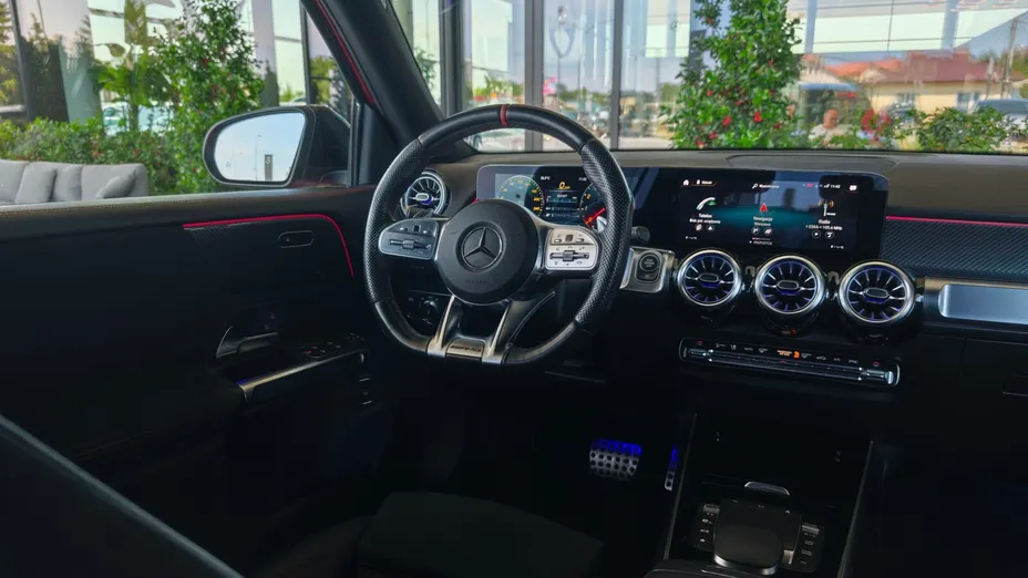 MERCEDES-BENZ GLB AMG GLB 35 4-Matic