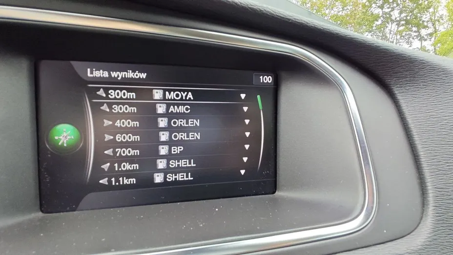 VOLVO V40 V40 D3 Drive-E SCR Momentum aut