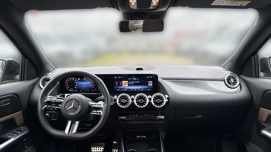 MERCEDES-BENZ GLA GLA 200 mHEV AMG Line 7G-DCT