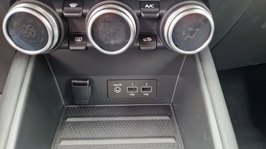 RENAULT Captur -