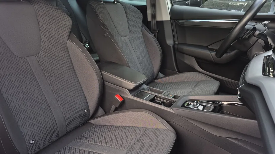SKODA Octavia -