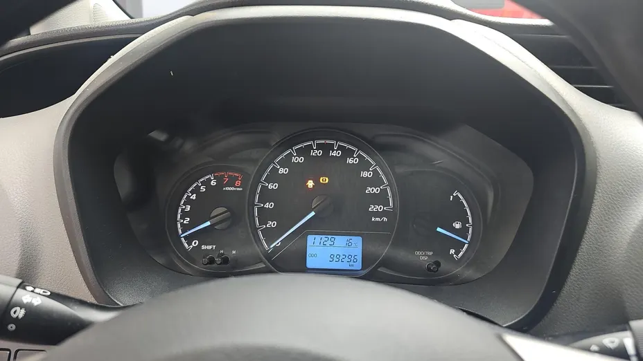 TOYOTA Yaris Yaris 1.0 Active