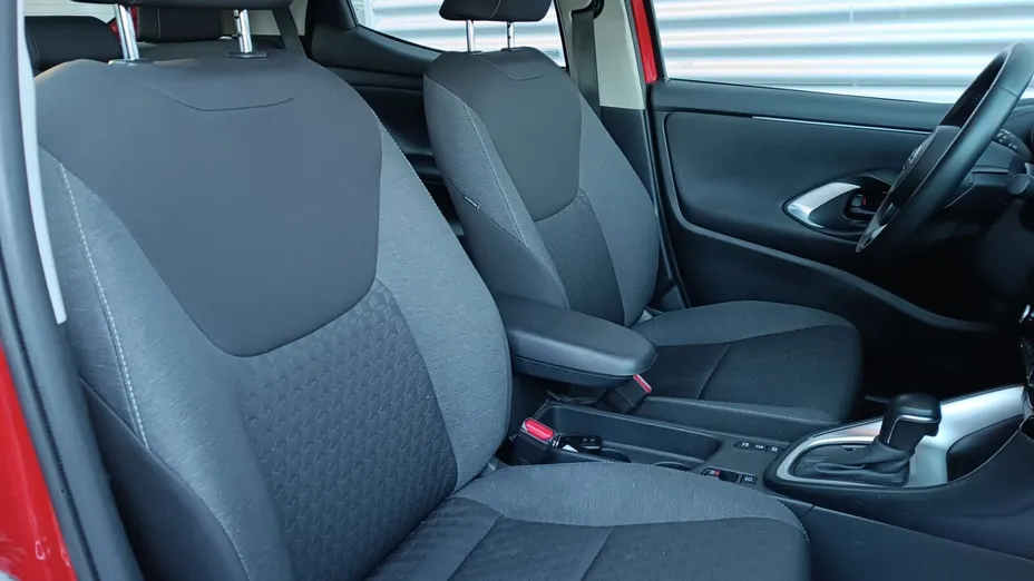 TOYOTA Yaris Yaris Hybrid 1.5 Comfort