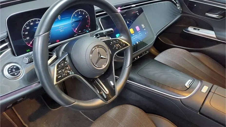 MERCEDES-BENZ E Klasa E 200 mHEV Avantgarde 9G-Tronic
