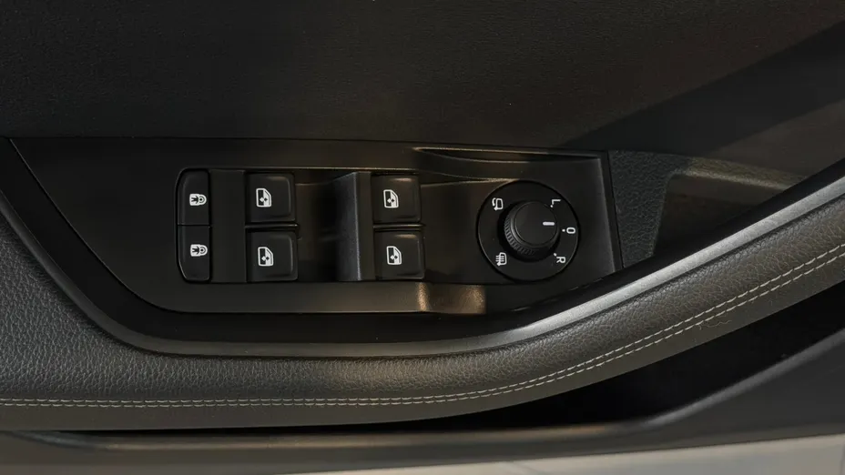 SKODA Superb Superb 2.0 TDI SCR Style DSG