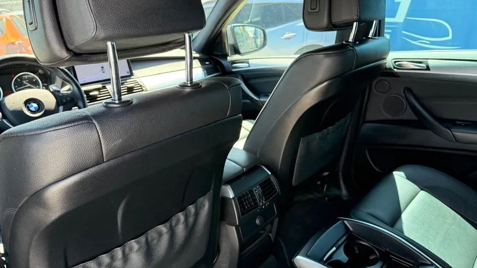 BMW X6 -