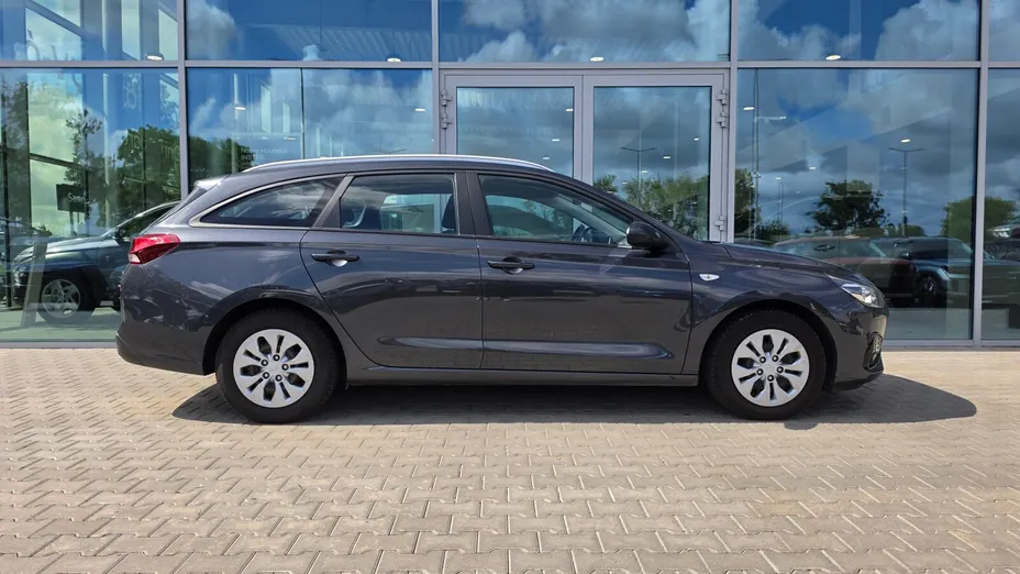 HYUNDAI i30 i30 1.6 D Classic +