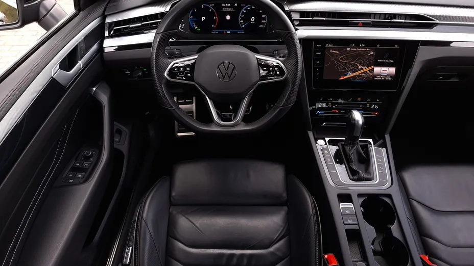 VOLKSWAGEN Arteon Arteon 2.0 TDI 4Motion R-Line DSG