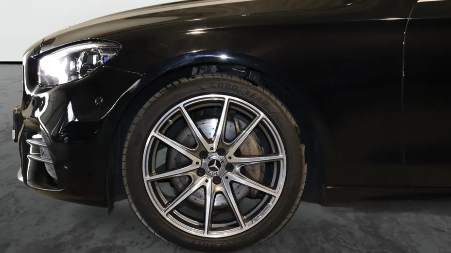 MERCEDES-BENZ E Klasa E 220 d 4-Matic AMG