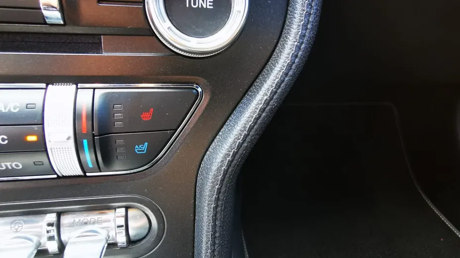 FORD Mustang Mustang 5.0 Ti-VCT V8 GT aut