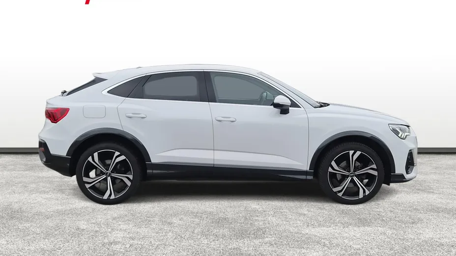 AUDI Q3 Sportback -