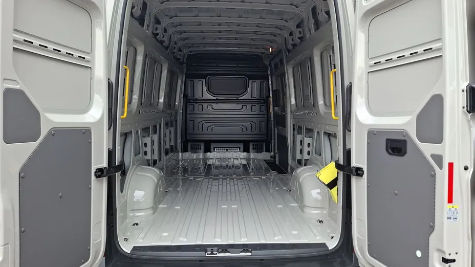 VOLKSWAGEN Crafter Crafter 35 BiTDI (14,4m3) Nowy